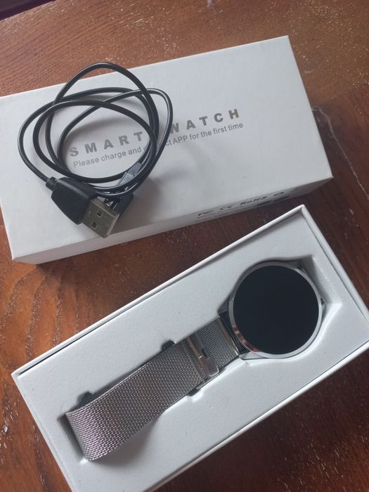 Zegarek Smartwatch Q9