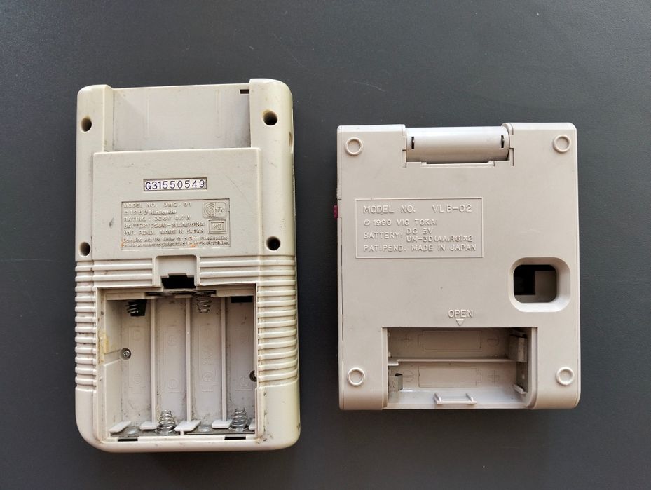 Duas Game Boy e Uma Nintendo
