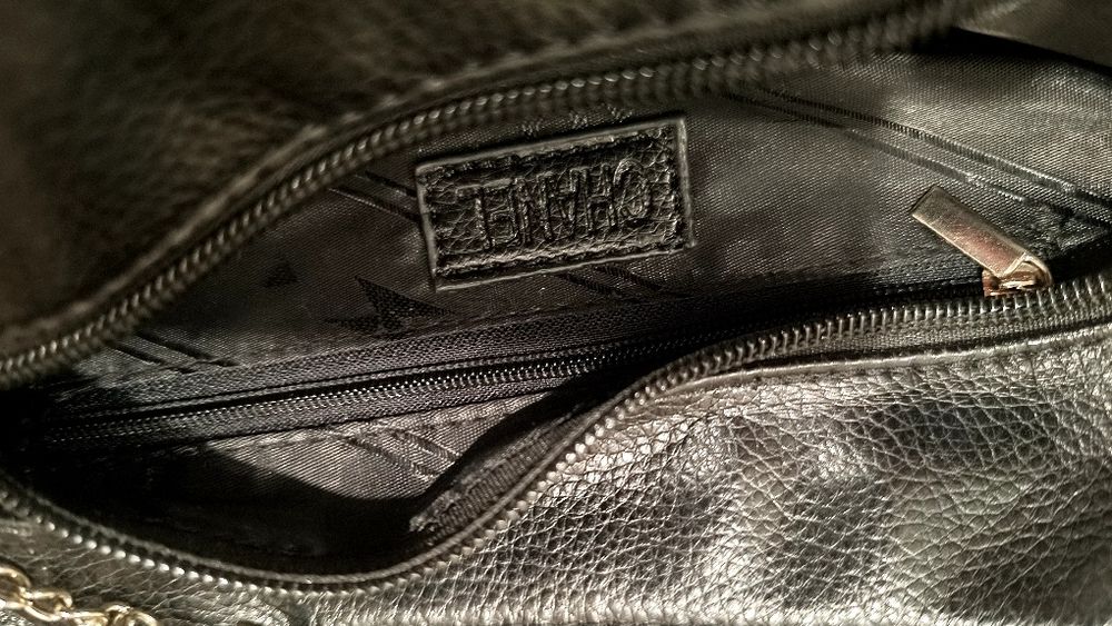 Torebka wizytowa firmy Chanel