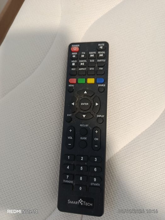 TV 32 polegadas como nova. Smart Tech.