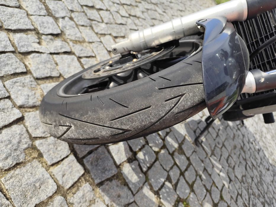 Mota Yamaha FZ 600