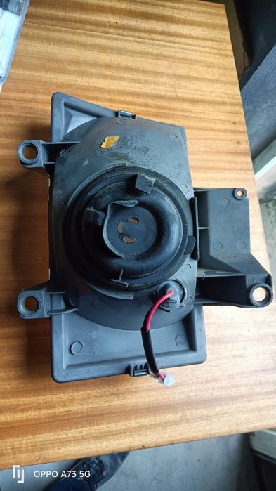 Farol Mazda B 2500 ótica Depo ano 1998