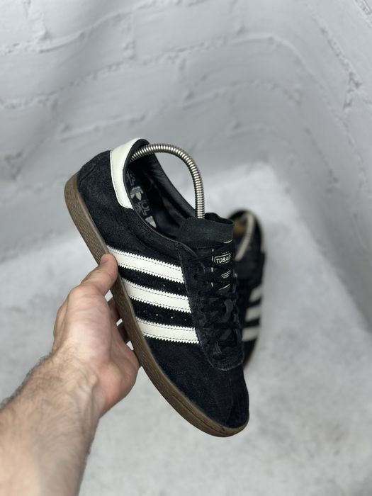 Чоловічі кросівки Adidas Tobacco 42p