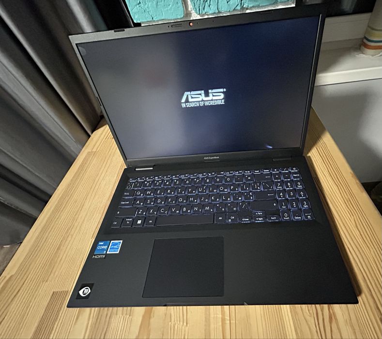 Ноутбук Asus Expert Book