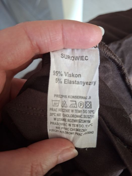 Bluzka damska z aplikacją