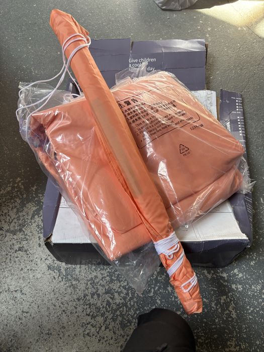 Basen z pompką automatyczną na baterie 210 x 80 cm z daszkiem