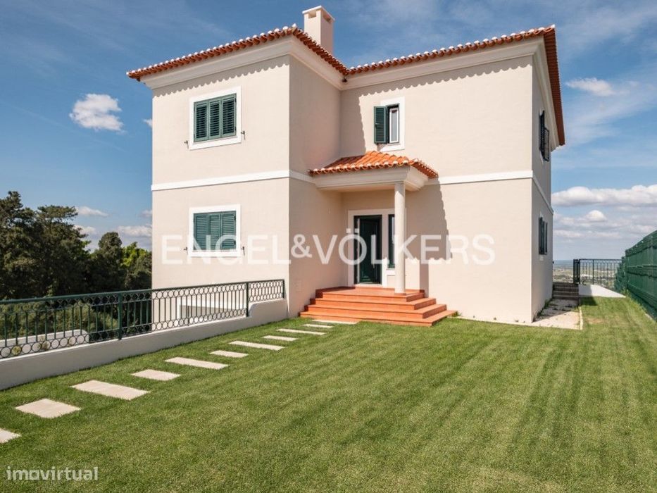 Moradia T4 Renovada e Pronta a Habitar em Palmela