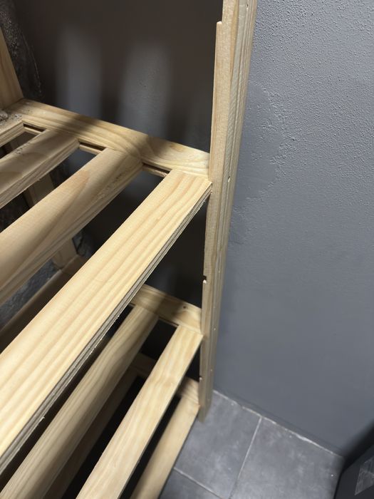 Estante IKEA em pinho – 170x75x42 cm