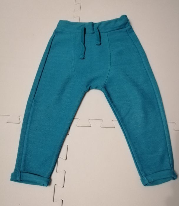 Spodnie dresowe chłopięce 3 szt  rozmiar 92