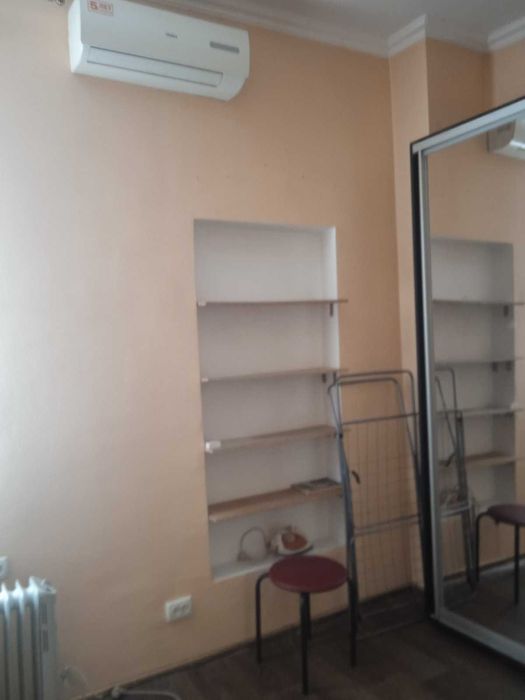 Аренда  1-но комнатной квартиры студийного типа в центре