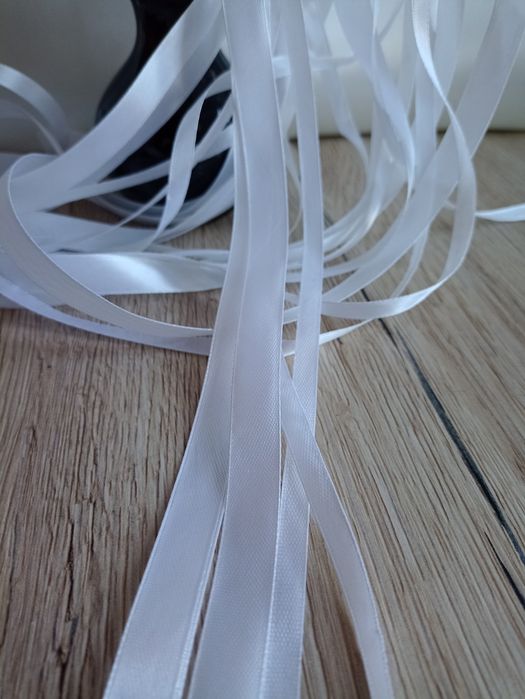 Chorągiewki do machania ślubne białe klasyczne