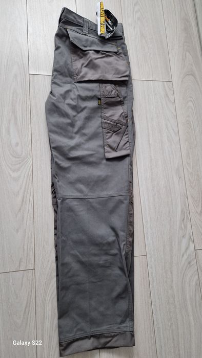 Nowe spodnie robocze Snickers