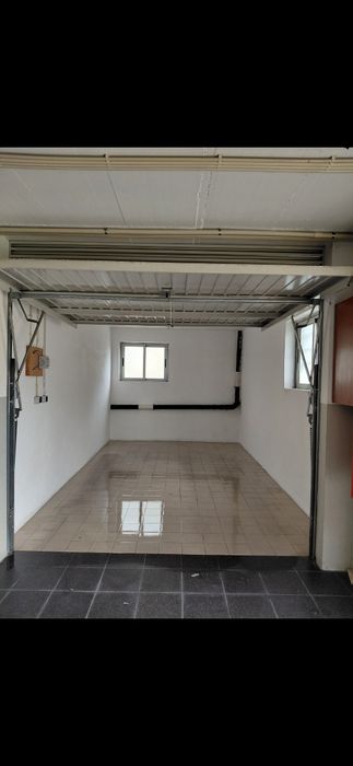 Garagem Vale Flores