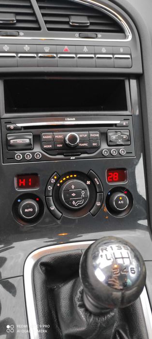 Розборка Пежо Peugeot 5008 3008  Бампера  Стопи Двери Капот