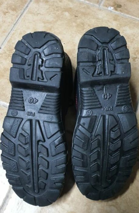 Bota de biqueira de aço