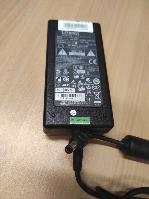 12V 4.16A Charger64409242944515121