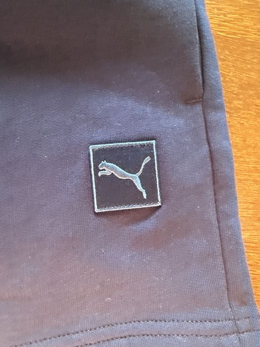 Puma шорти щільний трикотаж