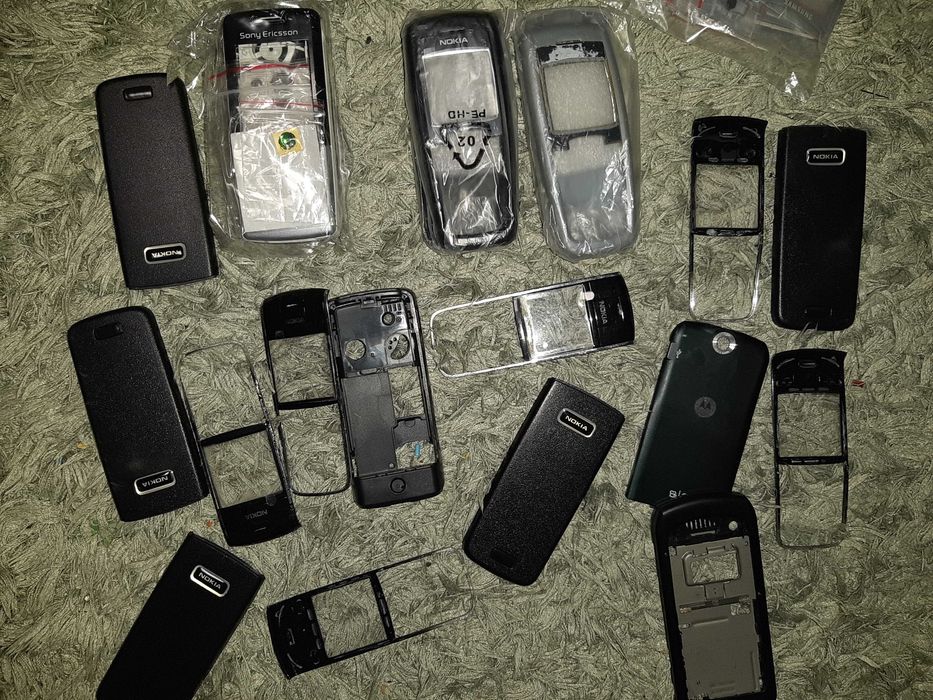 Корпуси до телефонів Nokia, Sony Ericsson та інше, ціна за все!!!