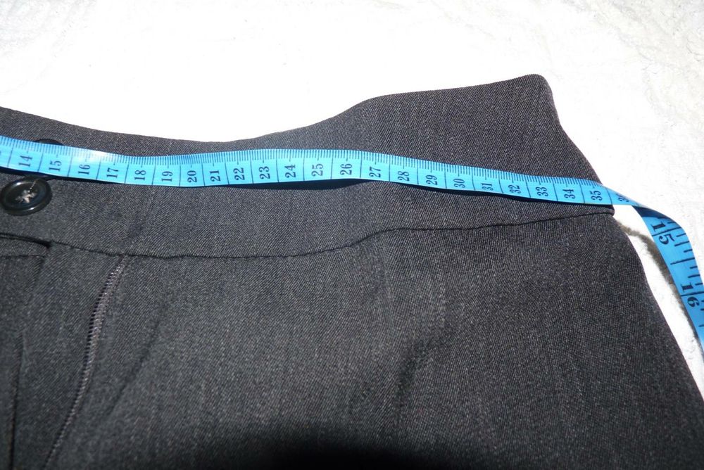 Женский брючный костюм