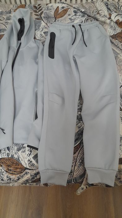 Спортивний костюм