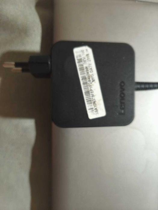 Lenovo Yoga 520 modelo 80ym