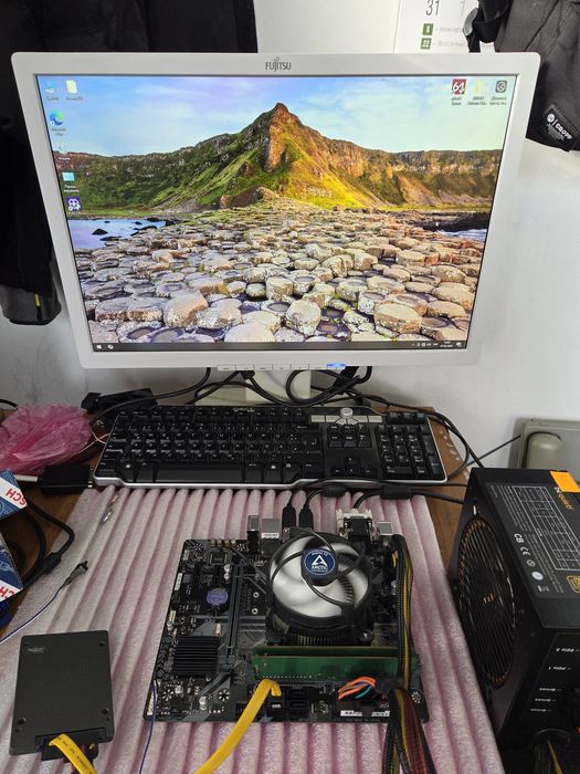 Комплект s1151 Gigabyte H310M S2H 2.0 + i3-8100 материнка і процесор