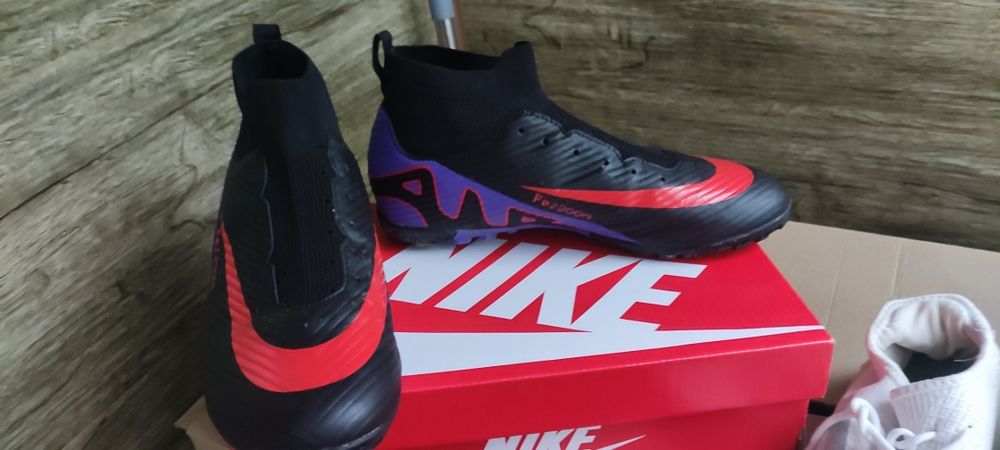 Сороконожки майже нові