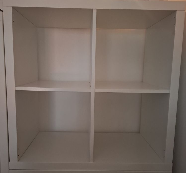 Estante branca Kallax (Ikea)