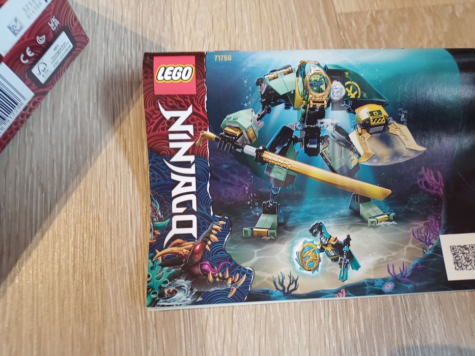 LEGO ninjago Lloyd hydro mech