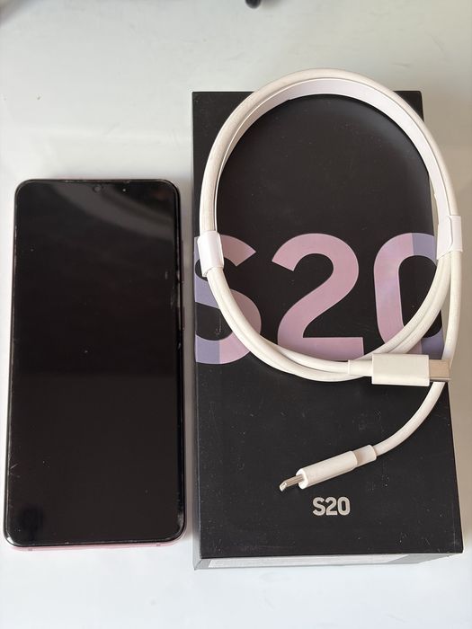 Samsung Galaxy S20 rożowy smartfon