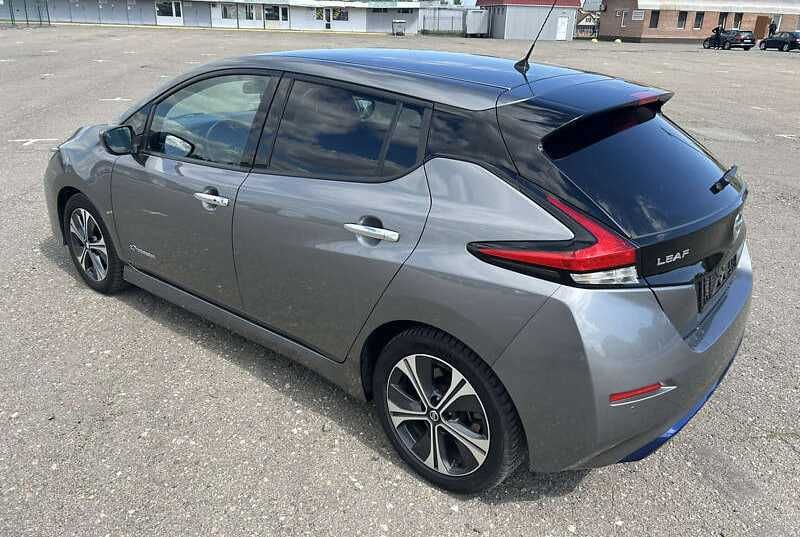 Nissan Leaf 2018