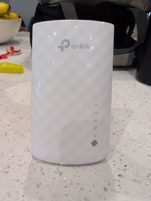 Extensor Wi-fi TP Link RE200