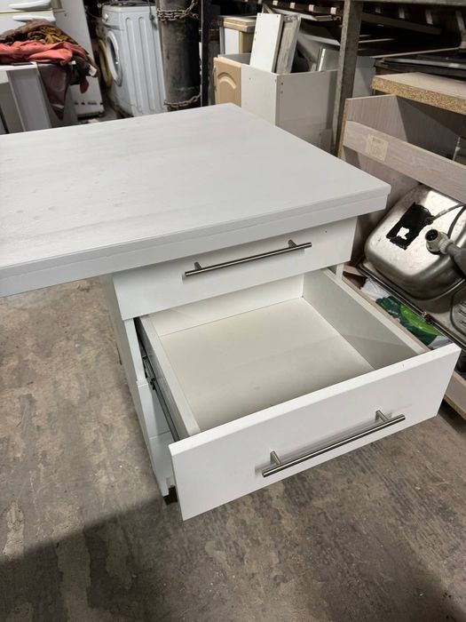 Комплект мебели.