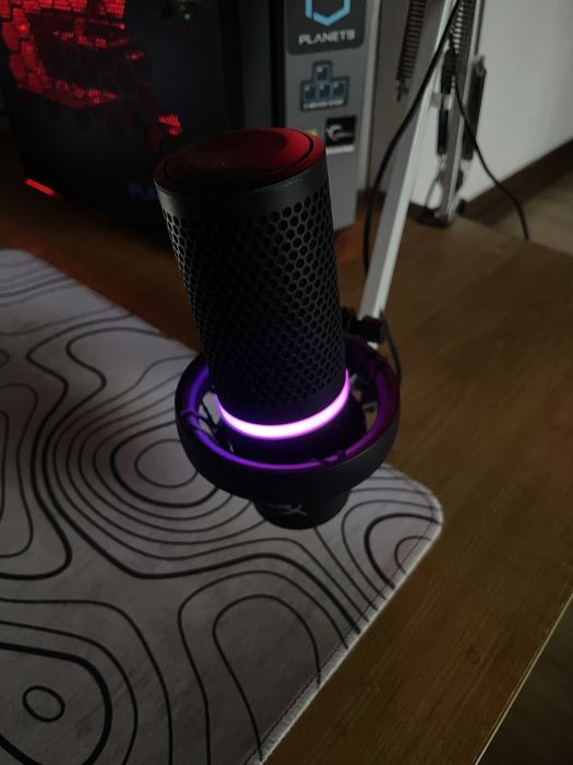 HyperX DuoCast microfone profissional