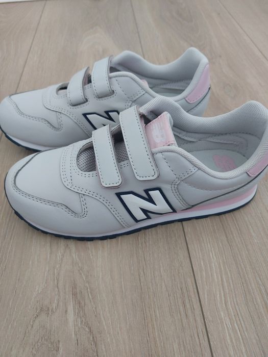 Buty dziewczęce sportowe, New Balance, rozmiar 35, jak nowe!