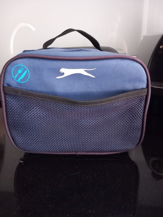 Lancheira Azul Nova ( Portes incluídos)