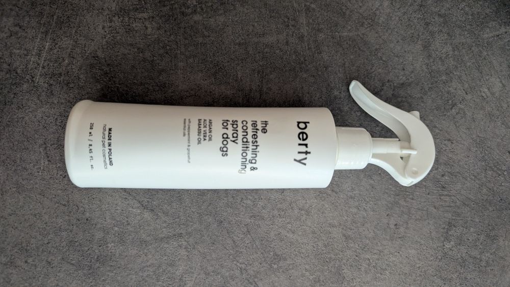 Berty – odświeżający i odżywiający spray dla psów