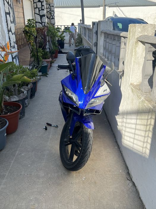 Yzf r125 2011 venda ou troca