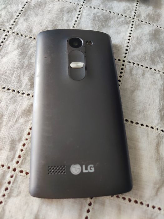 Telemóvel LG LG-H320