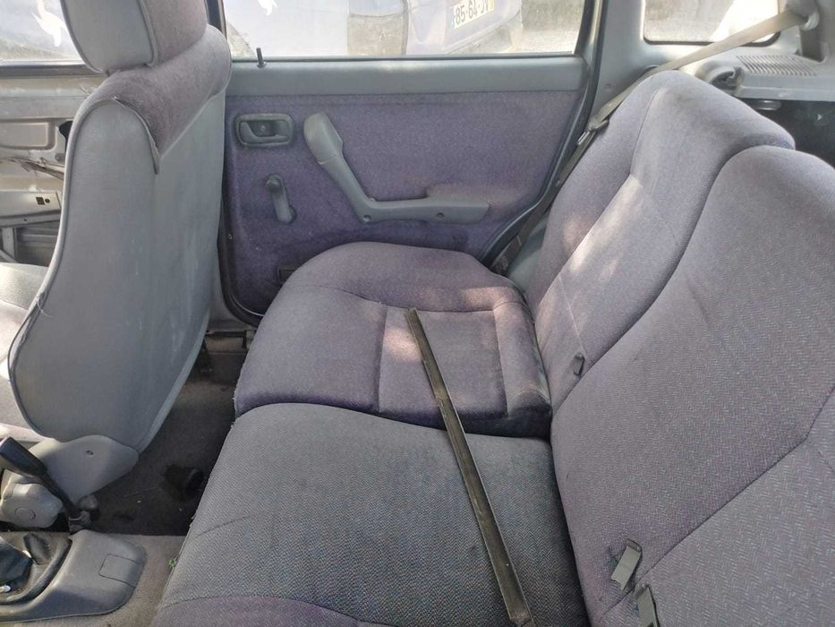 Para Peças Fiat Punto 75 1.2 de 1994 com 73 CV com boa mecânica
