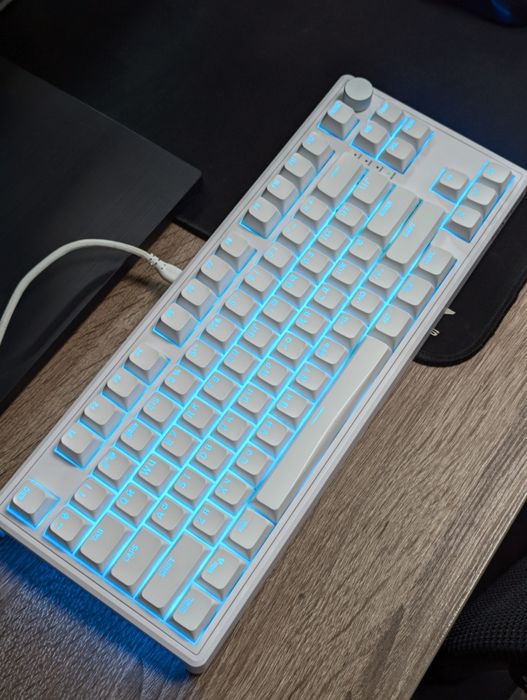 Hator Skyfall 80 White