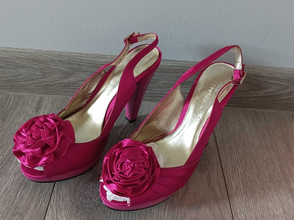 Buty/szpilki różowe Nowe rozm 37