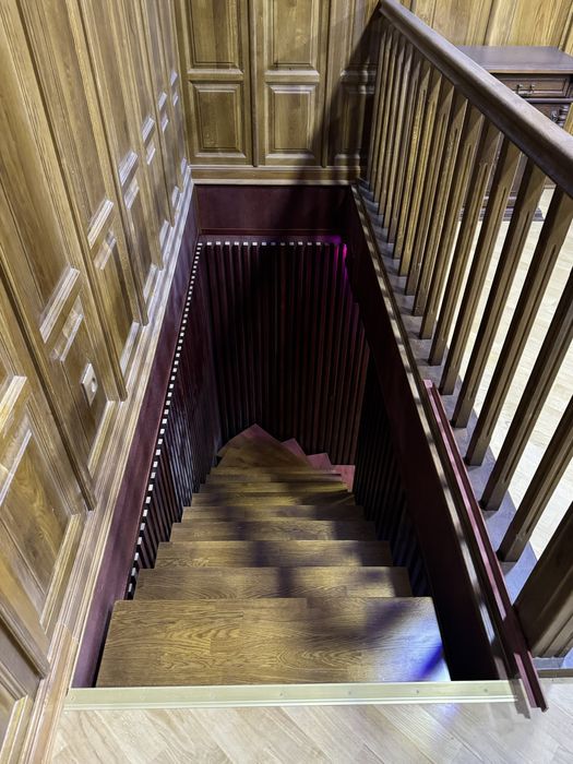 Оренда Дома Три Этажа + Парковка + Камуналка