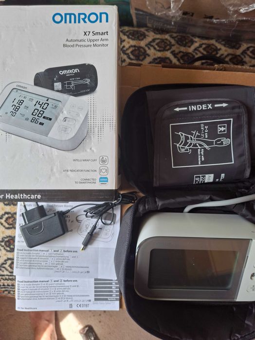 Тонометр Omron X7 Smart