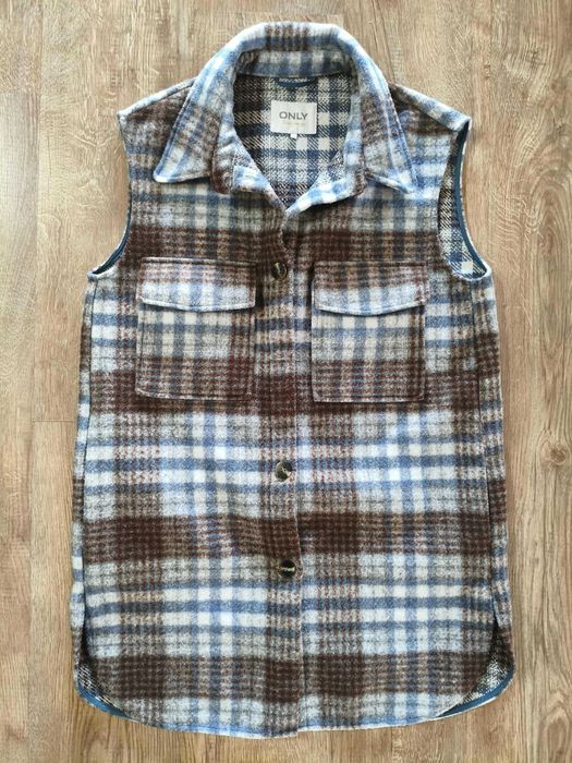 Kamizelka damska w kratę marki ONLY