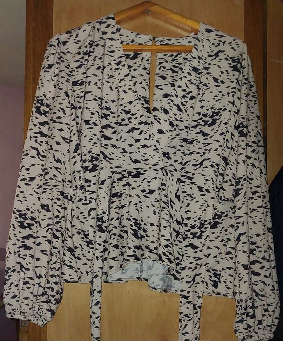 Блуза на зав'язках