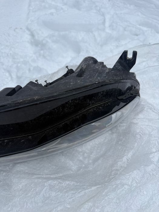 Фара AUDI A6 C7 передню права