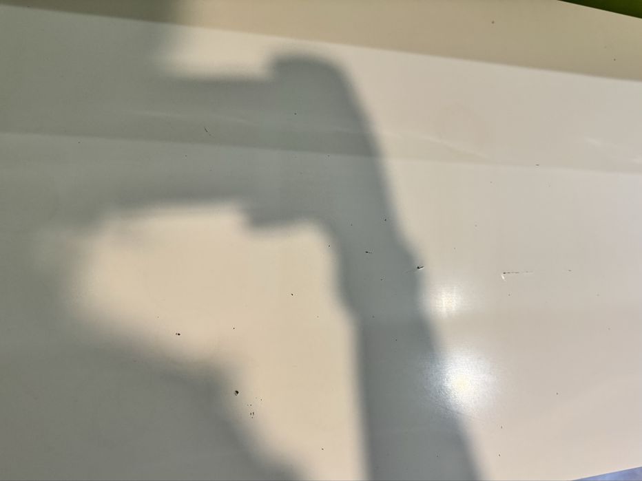 Biurko IKEA MICKE 142x50 cm – białe – 100 zł