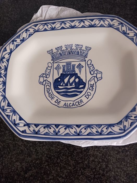Travessa com o brasão de Alcácer  do Sal.