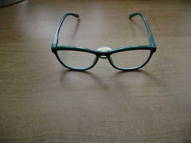 Starocie z PRL Okulary damskie korekcyjne +2,5 dioptrii rozstaw 13,5cm